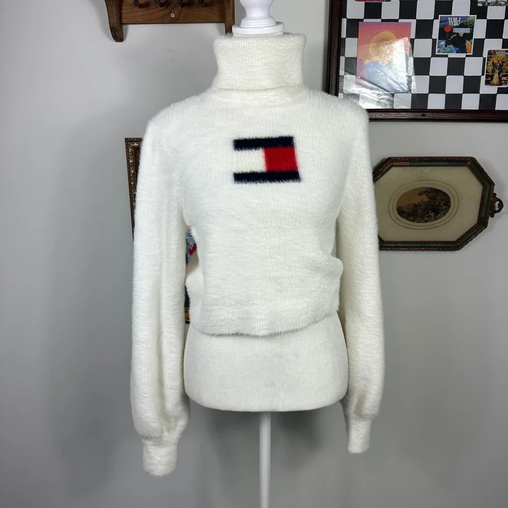 Tommy Jeans White Sweater‎ - SIZE S Cropped Turtleneck Fuzzy Y2K Preppy - Picture 2 of 6